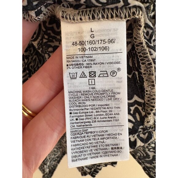 GAP Black & White Boho Floral Metallic Print Puff Sleeve Blouse Size Large - Picture 8 of 12